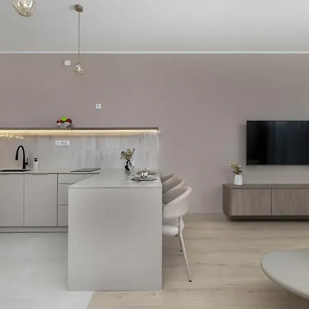 Apartment Stylowe Z Parkingiem & Balkonem Greeneri Park By Renters Swinemünde