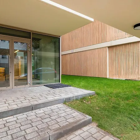 Stylowe Z Parkingiem & Balkonem Greeneri Park By Renters Appartamento